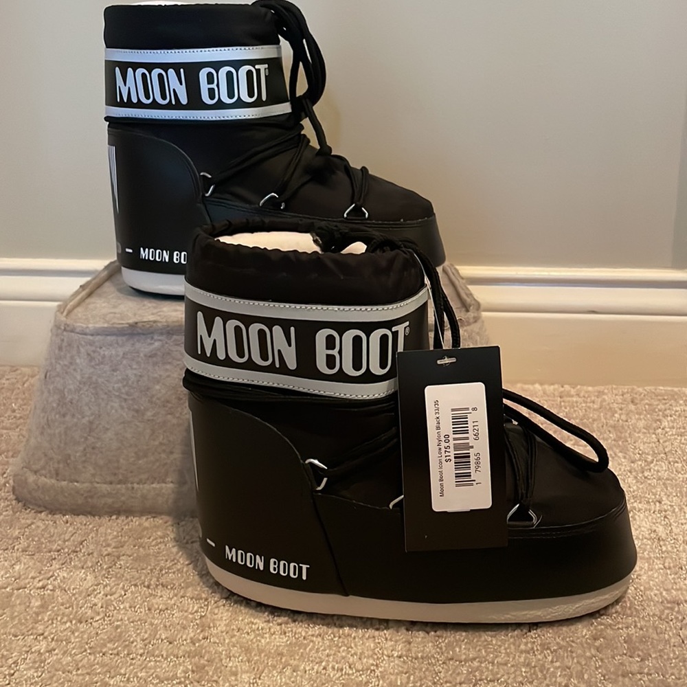 Noon Boot Icon Low Nylon Black 33/35 NWT